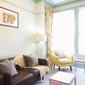 https://glebe-apartment-1.yorkshirehotels.net